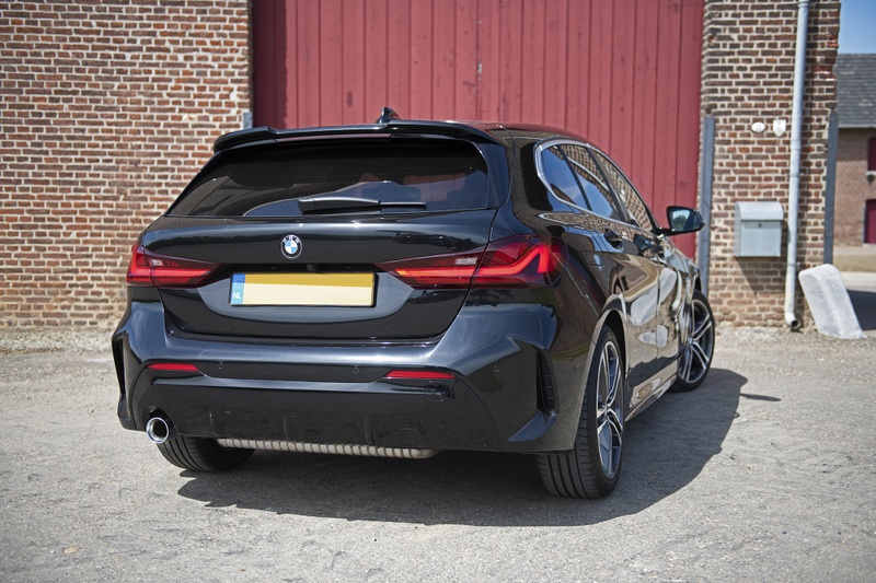 Afbeeldingslocatie: https://tweakers.net/i/89Q7lc_w6X7y9683dHsAI1IgTVM=/800x/filters:strip_icc():strip_exif()/f/image/LNcDXA9Pr0dSPTX5kCa8JWHH.jpg?f=fotoalbum_large