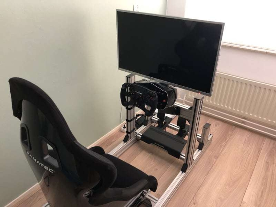 Afbeeldingslocatie: https://tweakers.net/i/8EJ9uY07ouCGUsrKfO8hAndxpms=/full-fit-in/4920x3264/filters:max_bytes(3145728):no_upscale():strip_icc():fill(white):strip_exif()/f/image/1UGOq4R6DDCIEJgMm52wycTT.jpg?f=user_large
