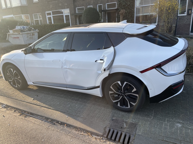 Afbeeldingslocatie: https://tweakers.net/i/8EUO5KtxCSwGfsCSmC2h6LueNPI=/800x/filters:strip_icc():strip_exif()/f/image/fe0jneudW0MZKlx7vkUtCXg9.jpg?f=fotoalbum_large