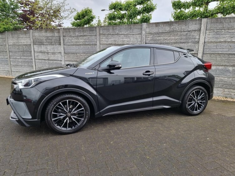 Afbeeldingslocatie: https://tweakers.net/i/8ElZ0WQ0VnQRGQDU8v56uyVNYqY=/full-fit-in/4920x3264/filters:max_bytes(3145728):no_upscale():strip_icc():fill(white):strip_exif()/f/image/pQQDvh6VfbRueGYF4mWkdy5z.jpg?f=user_large