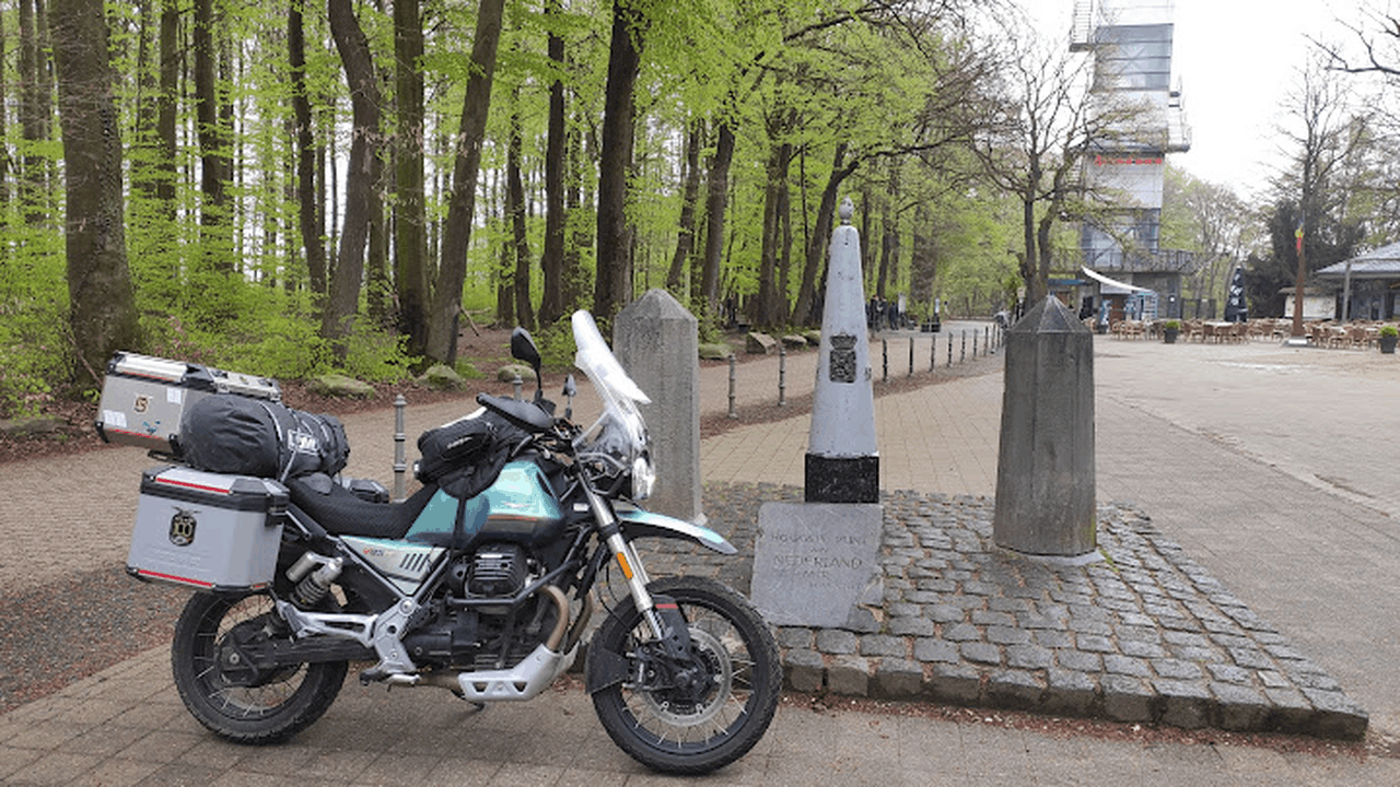 Afbeeldingslocatie: https://tweakers.net/i/8F3qBjz88cE74ua8PjhYPJ97kUg=/full-fit-in/4000x4000/filters:no_upscale():fill(white):strip_exif()/f/image/VrBNLZXBfyYuS5mpD77HwYSS.png?f=user_large
