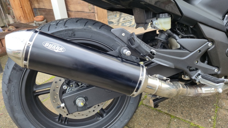 Afbeeldingslocatie: https://tweakers.net/i/8FA8KriZygtNIT-k5iQdmbY0vF4=/800x/filters:strip_icc():strip_exif()/f/image/jmny39bxQIre5lFkSnK2g26q.jpg?f=fotoalbum_large