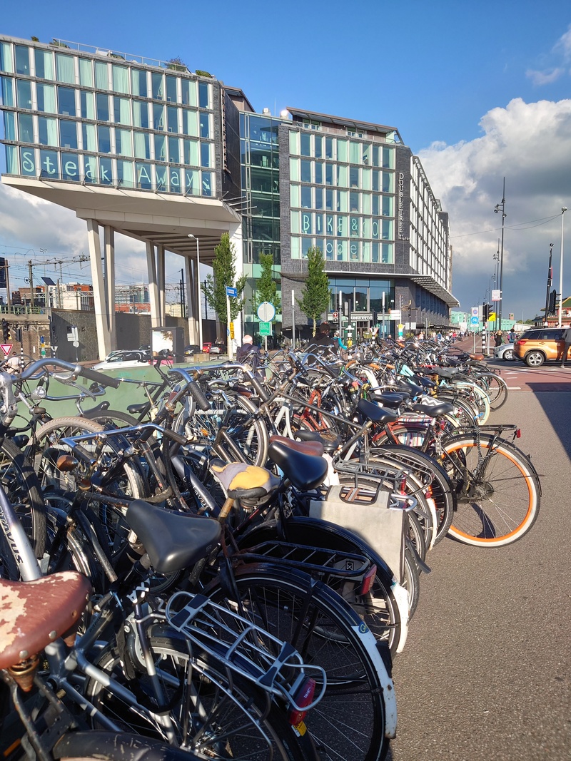Afbeeldingslocatie: https://tweakers.net/i/8FTEBbf0td1REuxzhWlbnZoO-Co=/800x/filters:strip_icc():strip_exif()/f/image/cFYZw3qVUAsd4zgZSKI4Cs5b.jpg?f=fotoalbum_large