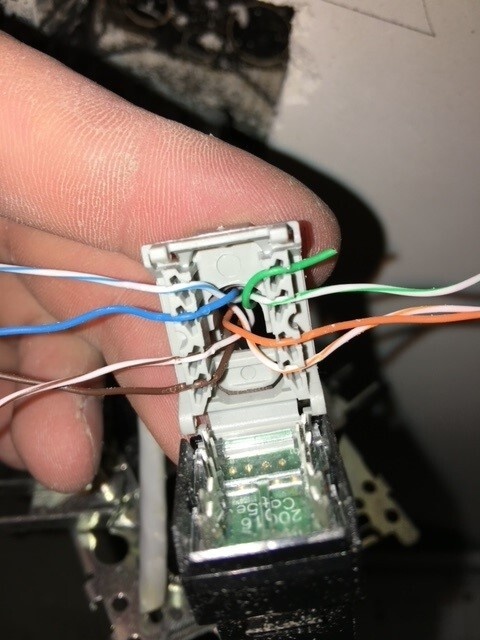 Afbeeldingslocatie: https://tweakers.net/i/8H5QpCPiJJ2HEnmBBEvdcRgHMiA=/full-fit-in/4920x3264/filters:max_bytes(3145728):no_upscale():strip_icc():fill(white):strip_exif()/f/image/AwdBUpS3MWmmHcPrdAiiSfPO.jpg?f=user_large