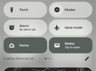 Pixel 10 - Android 16 UI