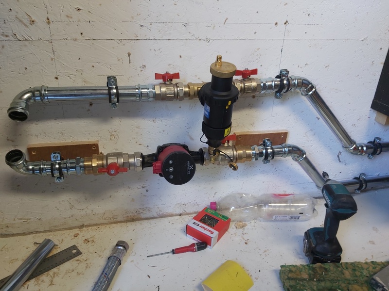 Afbeeldingslocatie: https://tweakers.net/i/8KS1FFsQVZZ7oynpRSEvzS3ymgg=/800x/filters:strip_icc():strip_exif()/f/image/7dXA6DziM88UK7Ejy2vKBXxx.jpg?f=fotoalbum_large