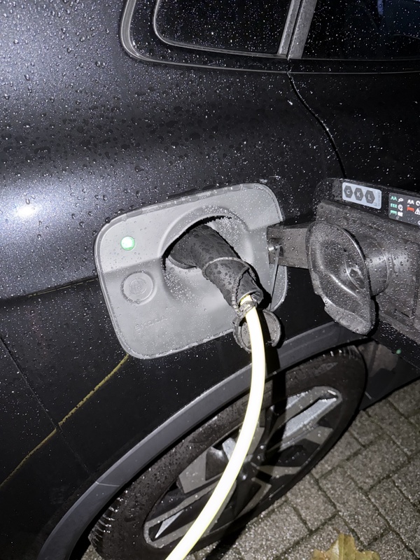 Afbeeldingslocatie: https://tweakers.net/i/8LKCwvbdtzb_Z5ai1dVegkxXIOQ=/x800/filters:strip_icc():strip_exif()/f/image/147mSzASu6gJ9pmh8SAEN8VK.jpg?f=fotoalbum_large