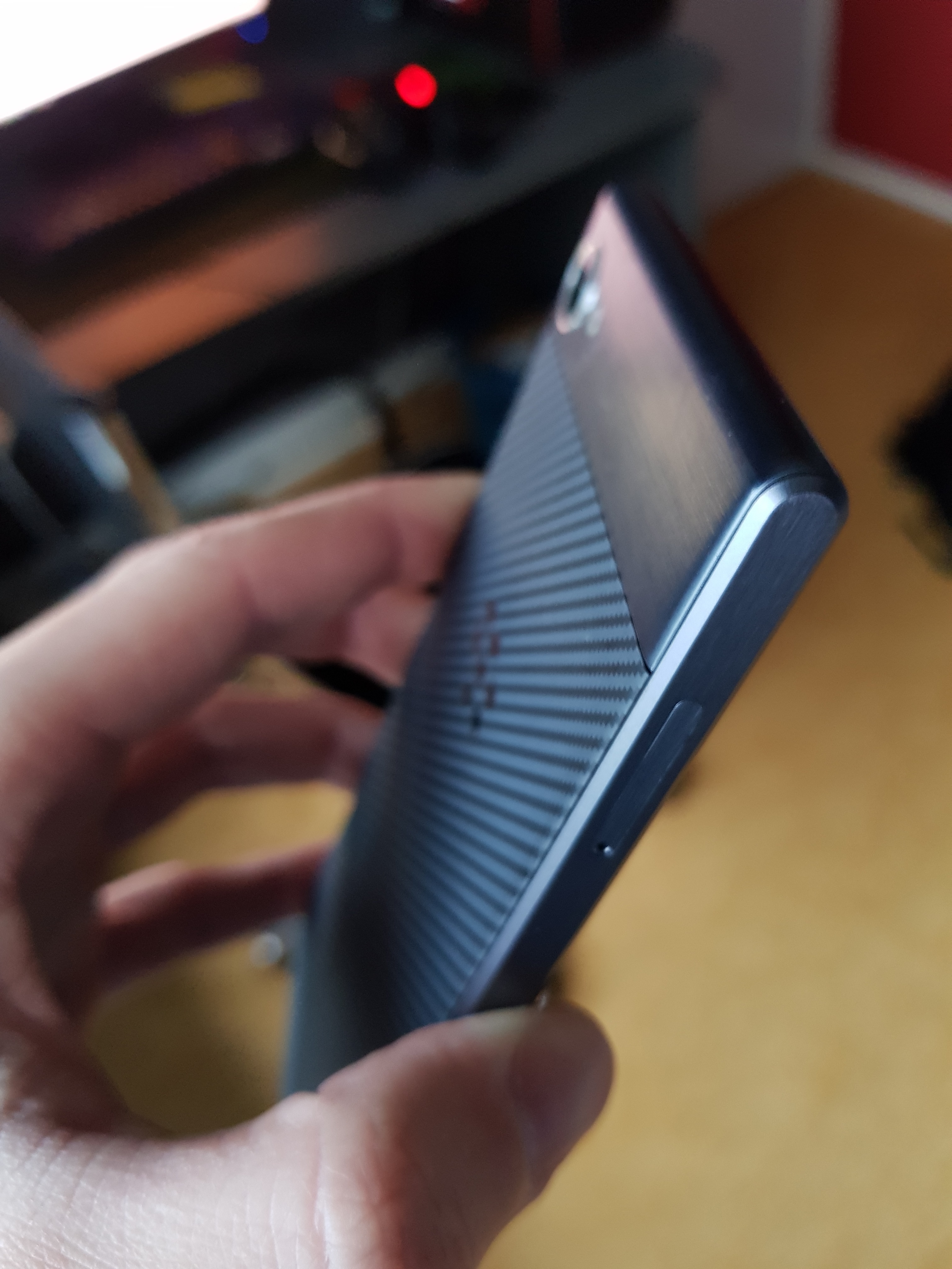 Afbeeldingslocatie: https://tweakers.net/i/8M0ZuoRHywRWbodbbPTJX3d9_CI=/m/717981/1EwPqdrV83cfbyBLUwFBydzrB3IUhBWKcnIlHEavkuym00Zvzh.jpeg