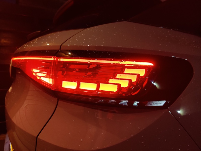 Afbeeldingslocatie: https://tweakers.net/i/8OYGXzCToWfWHBXIU-OqI-Pl1FQ=/800x/filters:strip_icc():strip_exif()/f/image/8iBmNzGazuX3Xa1GxGaJxEK0.jpg?f=fotoalbum_large