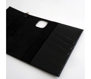 iDeal of Sweden Jet (iPhone XR, iPhone 11) Zwart