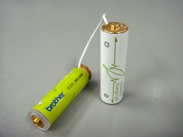 Oplaadbare batterij en bewegingsgenerator van Brother Industries