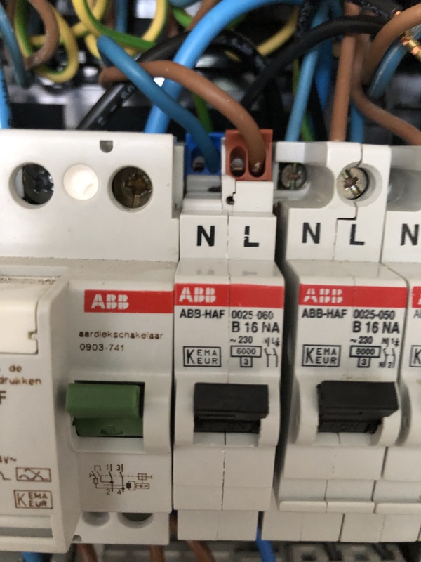 Afbeeldingslocatie: https://tweakers.net/i/8UQncnYfRQk6ecG6FXrP7Wk3BAE=/x800/filters:strip_icc():strip_exif()/f/image/FFuF1bPbw0RmKUNPSwp0AihT.jpg?f=fotoalbum_large