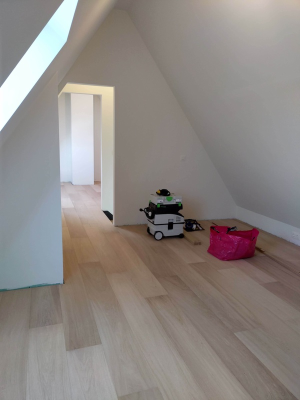 Afbeeldingslocatie: https://tweakers.net/i/8UW1EZzhjwOxJAiN424QniCDUDE=/x800/filters:strip_icc():strip_exif()/f/image/YvADOEQwEDdtBNGpnULkfsfX.jpg?f=fotoalbum_large