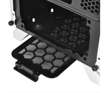 Thermaltake Chaser A31 Snow Edition