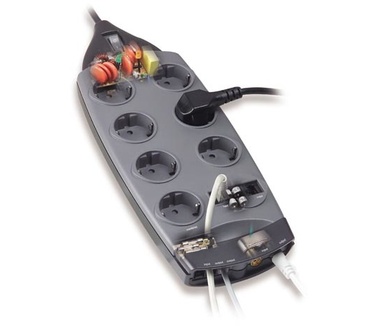 Belkin SurgeMaster met 7 contactdozen Gold Serie
