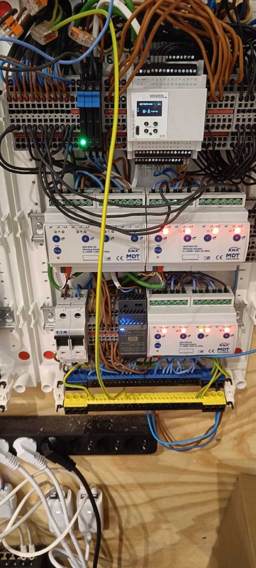 Afbeeldingslocatie: https://tweakers.net/i/8XLt4IoQkN-byNTKWgCYQVtcdkQ=/x800/filters:strip_icc():strip_exif()/f/image/Ko27hP5A1eyQDhswywioQet6.jpg?f=fotoalbum_large