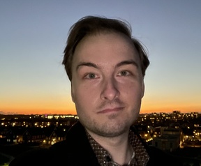 iPhone 11 Pro Max vs. 12 Pro Max: Frontcamera nacht