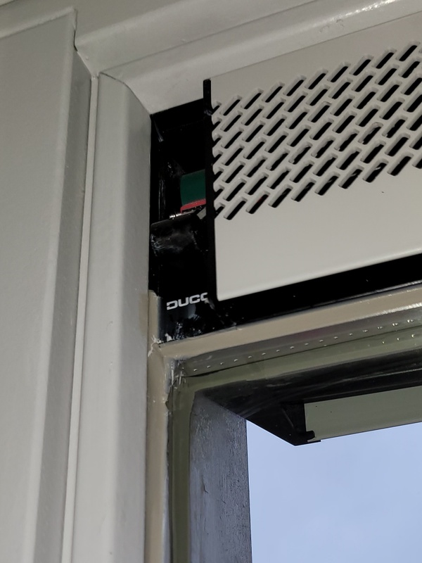 Afbeeldingslocatie: https://tweakers.net/i/8alzLX5rqhZu-6FZuKdFIhQ1bnw=/x800/filters:strip_icc():strip_exif()/f/image/66Vvi3V3S4iEbYDMh51fi01V.jpg?f=fotoalbum_large