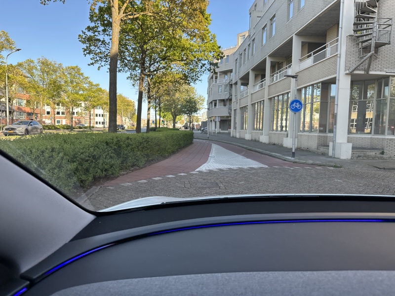 Afbeeldingslocatie: https://tweakers.net/i/8aux6GeYfky1cCLGOppBGt1YJrM=/800x/filters:strip_icc():strip_exif()/f/image/ogfrm9IarpYOzSh43HrPHQ9b.jpg?f=fotoalbum_large