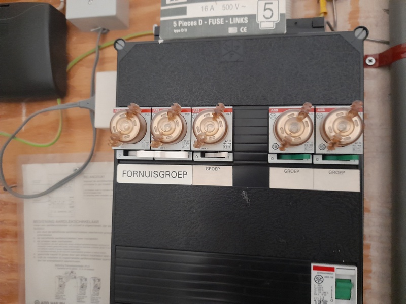 Afbeeldingslocatie: https://tweakers.net/i/8azk6NZrwJhaMlCps4kDkBtsZcg=/800x/filters:strip_icc():strip_exif()/f/image/owplZfaavKIHffMlsKxbY7gu.jpg?f=fotoalbum_large