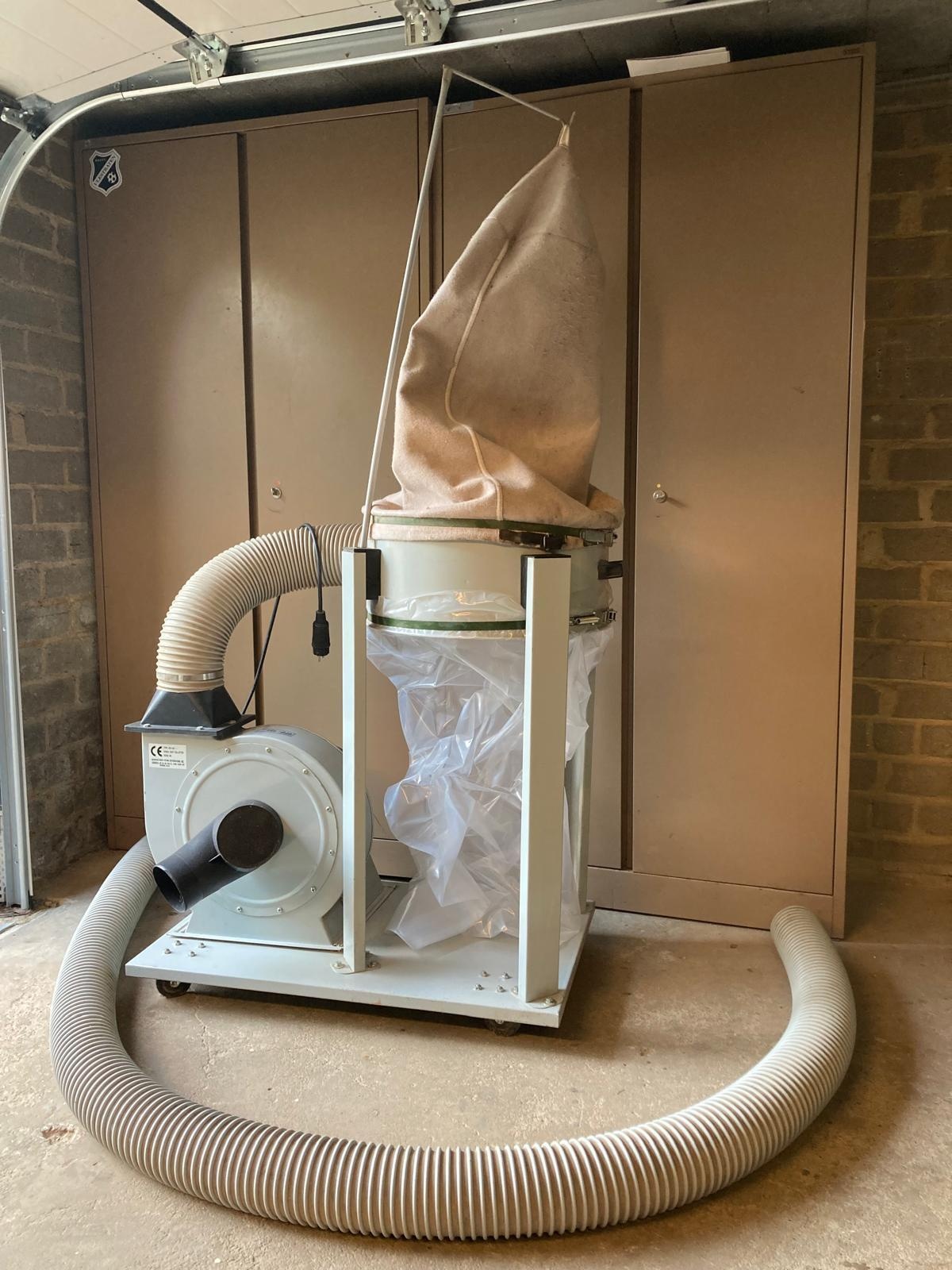 Afbeeldingslocatie: https://tweakers.net/i/8bq0m8ndYynPtxs_PKBezD5WXQE=/fit-in/4920x3264/filters:max_bytes(3145728):no_upscale():strip_icc():strip_exif()/f/image/pesCsynikkL2w3a7UVMAKP4c.jpg?f=user_large