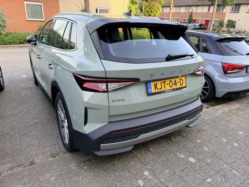 Afbeeldingslocatie: https://tweakers.net/i/8cyIlYFmYodjXNDVCunC3hZcBLI=/800x/filters:strip_icc():strip_exif()/f/image/0Exeipp7S4WtcaSrOgtKaOYD.jpg?f=fotoalbum_large