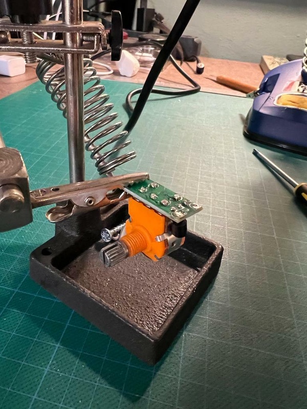 Afbeeldingslocatie: https://tweakers.net/i/8e6JWpM_cFdpgP6trW7XJuyiGtY=/x800/filters:strip_icc():strip_exif()/f/image/1ujNnPljPdbi9ucEheItyrKM.jpg?f=fotoalbum_large