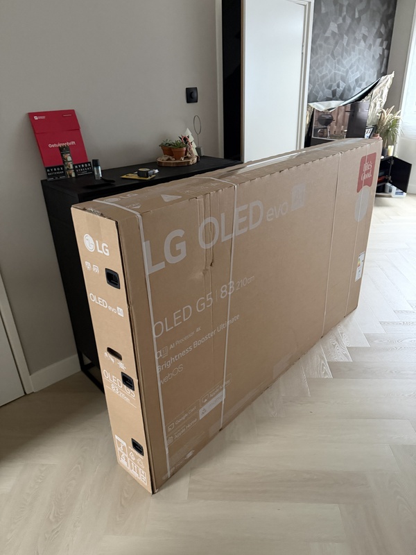 Afbeeldingslocatie: https://tweakers.net/i/8fbIHDtFOQj77Tx-puQ8CVzO7pw=/x800/filters:strip_icc():strip_exif()/f/image/w8w1E86Neb3XLwhX69xBwsv5.jpg?f=fotoalbum_large