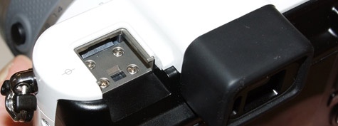 Nikon 1 V1 accessoireconnector