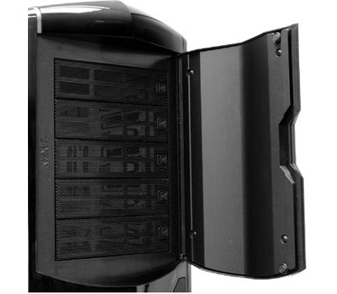 NZXT Phantom Black with Green Stripes