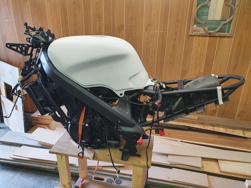 Afbeeldingslocatie: https://tweakers.net/i/8hCVCeKtzVZC1N1gNh2TAO3YeoU=/800x/filters:strip_icc():strip_exif()/f/image/vnvZtOncuEjYzaz9CPvAXNIT.jpg?f=fotoalbum_large