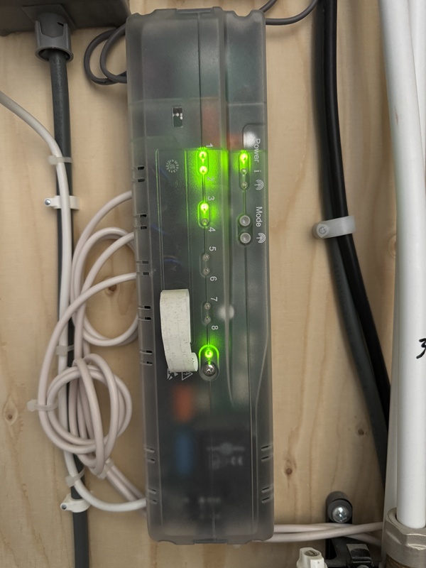 Afbeeldingslocatie: https://tweakers.net/i/8ixbID1egECnvETVaHMHruCIJt4=/x800/filters:strip_icc():strip_exif()/f/image/PuMObBikm4rpFdcl02BZi0rp.jpg?f=fotoalbum_large