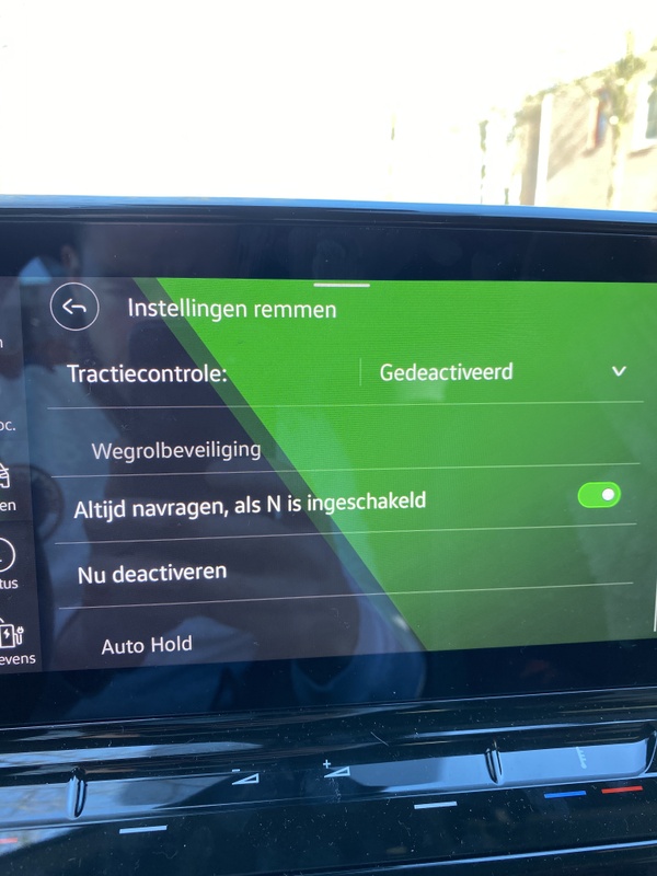 Afbeeldingslocatie: https://tweakers.net/i/8kjNCkr_9zhFY5CNL0jLwg0211I=/x800/filters:strip_icc():strip_exif()/f/image/Ans7TNi94qDRntOiKvDJQanc.jpg?f=fotoalbum_large