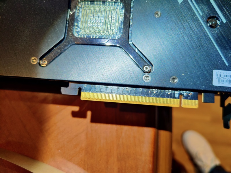 Afbeeldingslocatie: https://tweakers.net/i/8qcIL0BTTn8olHsQLpHEgMZm4Ag=/800x/filters:strip_icc():strip_exif()/f/image/49fayQSOj0iwdxcstELWrp13.jpg?f=fotoalbum_large