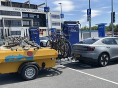 Afbeeldingslocatie: https://tweakers.net/i/8quHP8tnfALV8iWGYA5oalo1tzo=/234x176/filters:strip_icc():strip_exif()/f/image/JrzuS1nDfkmAuC89UZvMkC4Z.jpg?f=fotoalbum_medium