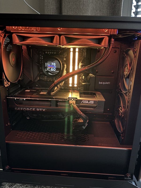 Afbeeldingslocatie: https://tweakers.net/i/8rRlxYhb2IToxmj1FDz937Rtikk=/x800/filters:strip_icc():strip_exif()/f/image/4GZFnfNyJpFcMWS25S67vQAL.jpg?f=fotoalbum_large