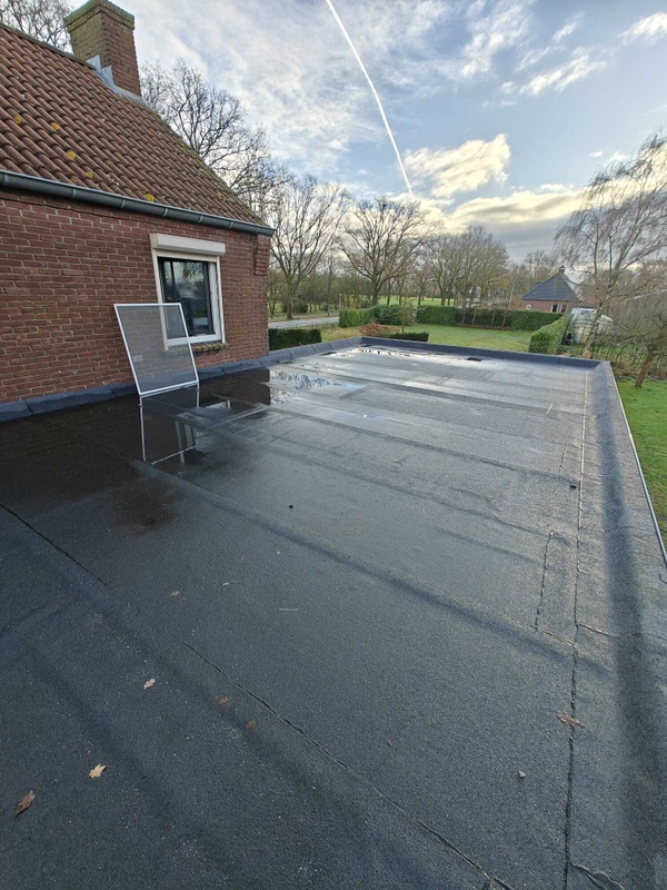 Afbeeldingslocatie: https://tweakers.net/i/8rgzBn9RFs-zrvvTS4ZKmUjfdUA=/x800/filters:strip_icc():strip_exif()/f/image/Ie1GvbPRnVspuH9KYMfov0fN.jpg?f=fotoalbum_large