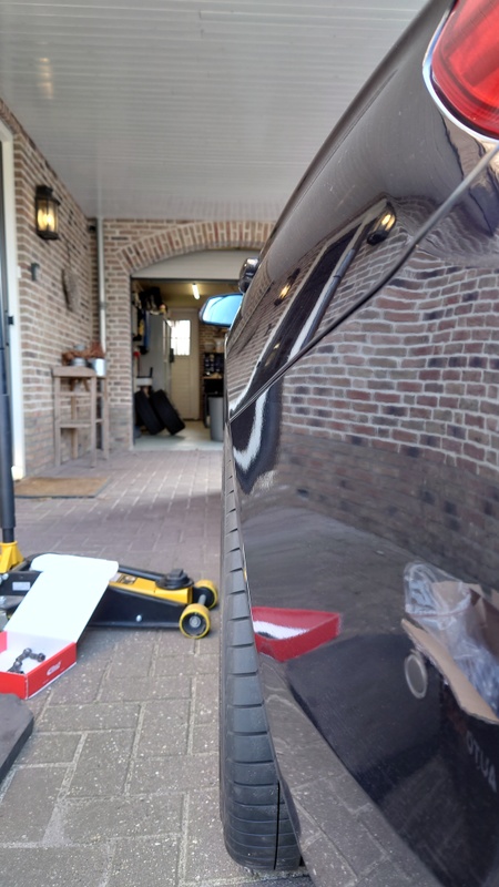 Afbeeldingslocatie: https://tweakers.net/i/8wlwoYwCa_2VmVAAllCfL8aLuos=/x800/filters:strip_icc():strip_exif()/f/image/kBHgsWj5pMfB499BeGmnuPDW.jpg?f=fotoalbum_large