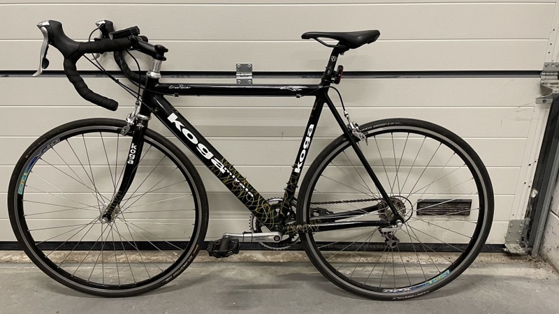 Afbeeldingslocatie: https://tweakers.net/i/8wrOJgTMBgY-koJJGs4qNbq7mcY=/800x/filters:strip_icc():strip_exif()/f/image/Q1SIWOUH7fRardSOijWWxjS0.jpg?f=fotoalbum_large