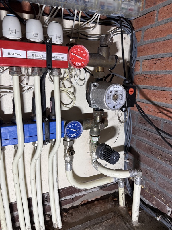 Afbeeldingslocatie: https://tweakers.net/i/8xqa87pCg6tcIph5of0OpiSQvNE=/x800/filters:strip_icc():strip_exif()/f/image/jP5opCTR10dOsWHZkZ8flsdI.jpg?f=fotoalbum_large