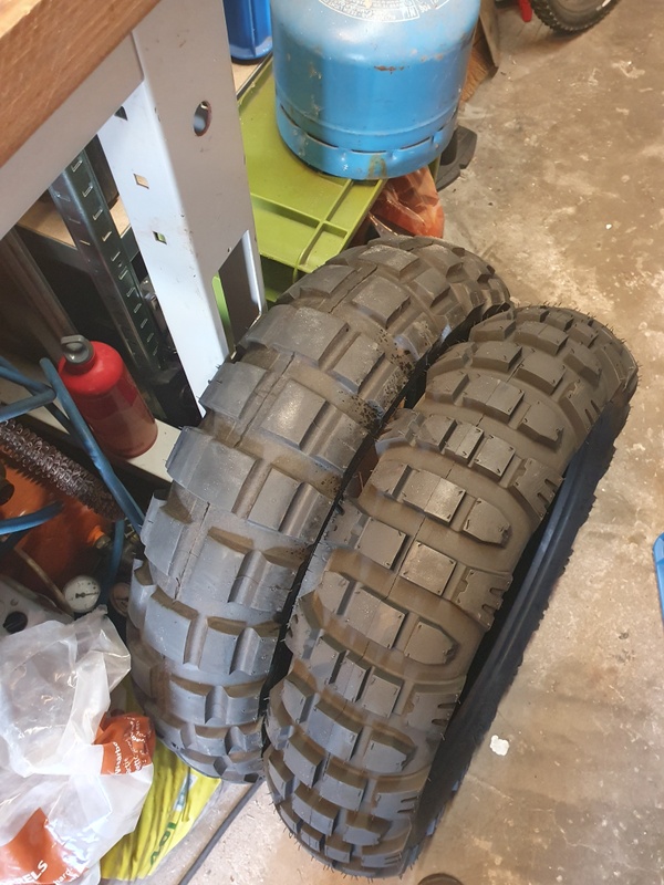 Afbeeldingslocatie: https://tweakers.net/i/9-4JX1b_3W8HJNmS0K7R5Y2jCXE=/x800/filters:strip_icc():strip_exif()/f/image/i3ThhEyfrm9oSpckWiBi7Ys3.jpg?f=fotoalbum_large