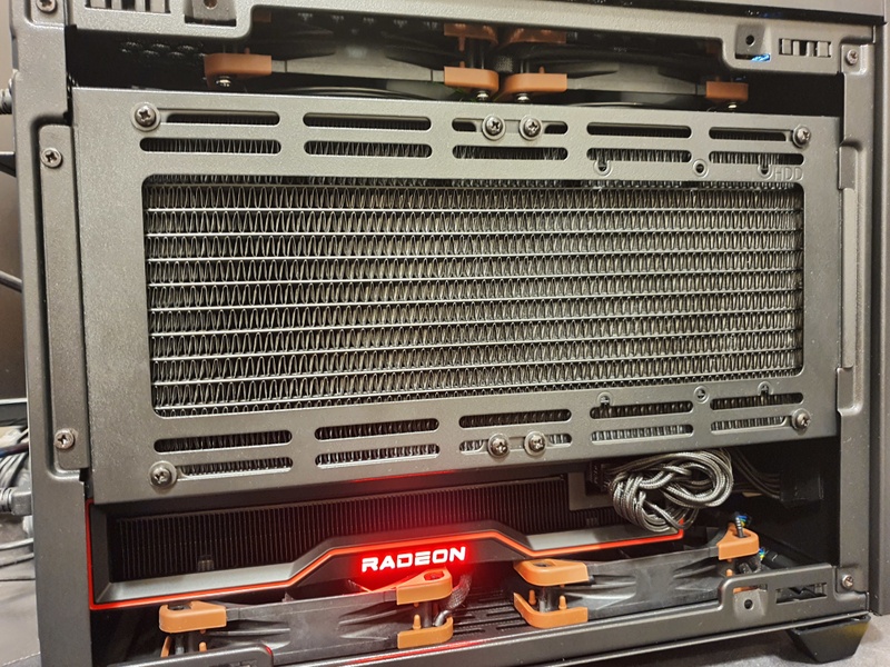 Afbeeldingslocatie: https://tweakers.net/i/91UTwjxgjfeaWx941zbEqz_mjcY=/800x/filters:strip_icc():strip_exif()/f/image/WhKQVMSp3m4GzZVsAQ855CFb.jpg?f=fotoalbum_large