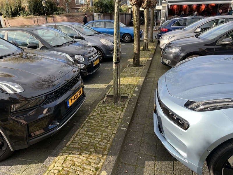 Afbeeldingslocatie: https://tweakers.net/i/93O8NG7zKojjSl-hcRR4ZHHjuLw=/800x/filters:strip_icc():strip_exif()/f/image/nPDmu1yKEbC7STJhDOIJrxzv.jpg?f=fotoalbum_large