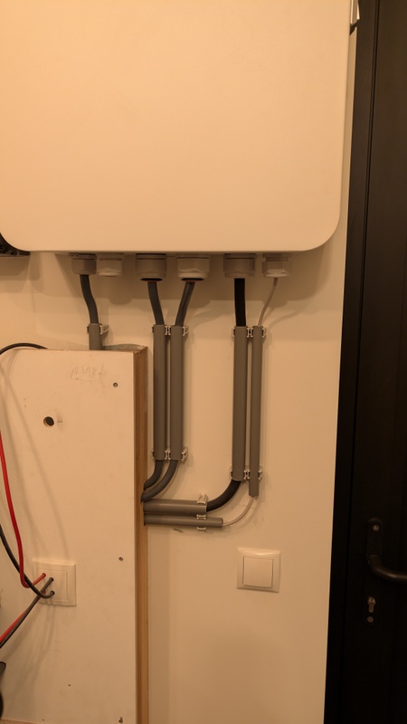 Afbeeldingslocatie: https://tweakers.net/i/93_TEzRI79tRzk3wuPnno-K_fG0=/x800/filters:strip_icc():strip_exif()/f/image/ANFXfvnJVoIKtHgIPS6JGniP.jpg?f=fotoalbum_large