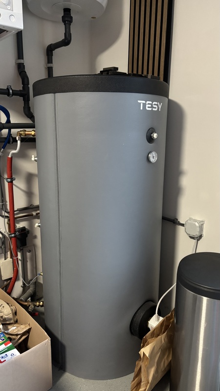 Afbeeldingslocatie: https://tweakers.net/i/94By6S2YAPxqw2jCWcd5i2AhGDg=/x800/filters:strip_icc():strip_exif()/f/image/hjzLA7ke74nt6i7GOxAsbjoU.jpg?f=fotoalbum_large