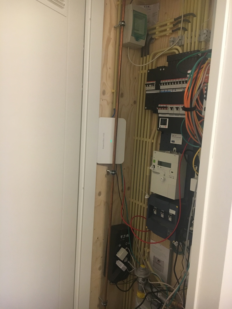 Afbeeldingslocatie: https://tweakers.net/i/94U3dGj4NRrSFre_6EpA9UJaxI4=/800x/filters:strip_icc():strip_exif()/f/image/BQ6wn53XnEqEFUjBPAzfZe92.jpg?f=fotoalbum_large