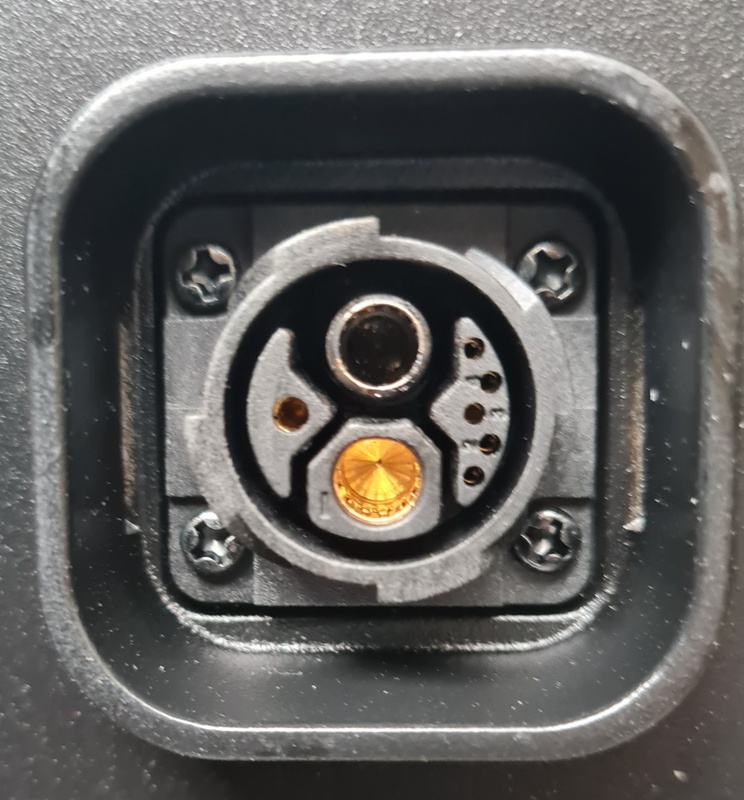Afbeeldingslocatie: https://tweakers.net/i/98SSLs5ecS2ynpZSm5m4uRk78_0=/x800/filters:strip_icc():strip_exif()/f/image/gBpV1YL8H5zM76fsDjEwA6jH.jpg?f=fotoalbum_large