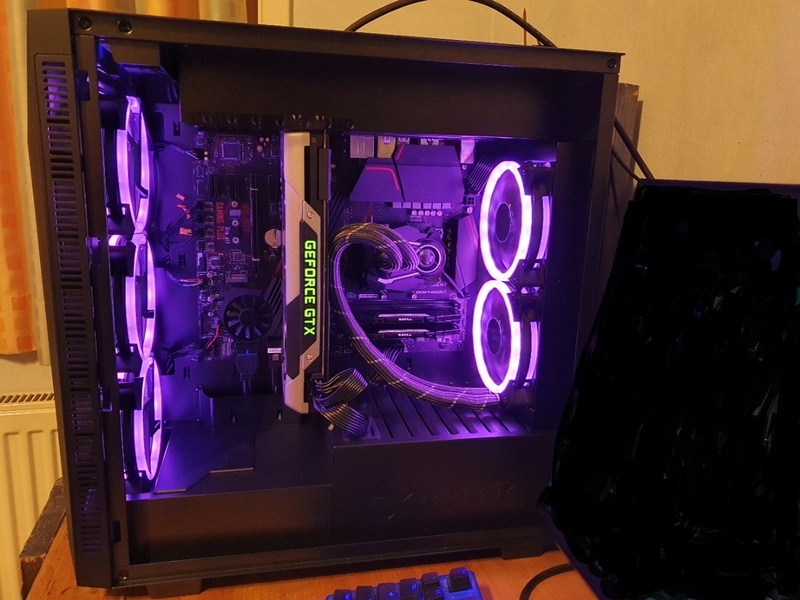 Afbeeldingslocatie: https://tweakers.net/i/992gj0AcN1GIsrOKSO1yemcSzv8=/800x/filters:strip_icc():strip_exif()/f/image/6MhyXIxk5soSfmaxnGpQ9qdy.jpg?f=fotoalbum_large