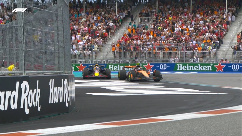 Afbeeldingslocatie: https://tweakers.net/i/9JWjlwJ12uler-s1grjOXF5DIQc=/800x/filters:strip_icc():strip_exif()/f/image/gnp72FeBI81EqBLkoviGLs2M.jpg?f=fotoalbum_large