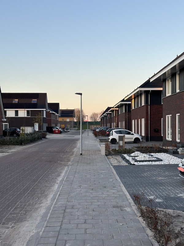 Afbeeldingslocatie: https://tweakers.net/i/9KRtoojFuad3wDbGdjdapakYI2Y=/x800/filters:strip_icc():strip_exif()/f/image/YXNhZxwDBOFSJgk6v87KvyfF.jpg?f=fotoalbum_large